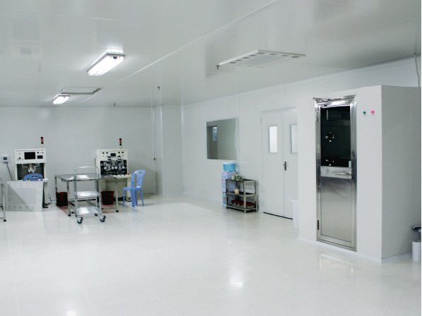 光學(xué)微電子廠房?jī)艋こ?、無(wú)塵車間工程設(shè)計(jì)中的優(yōu)缺點(diǎn)及原理