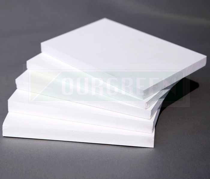 如何選擇適合制作pvc浴室柜板呢？